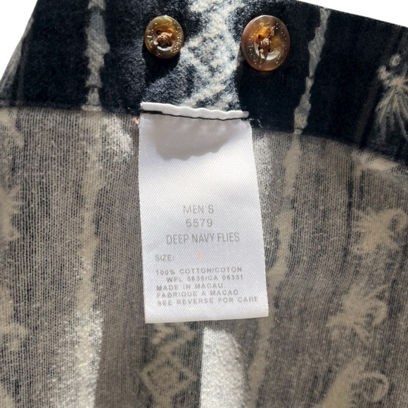 Woolrich blue flannel fishing lure print button down shirt Men’s M - Picture 12 of 13